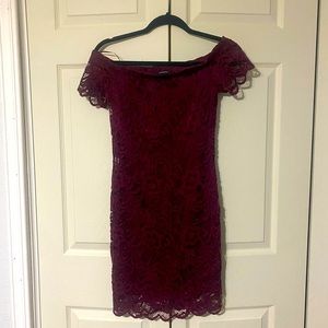 sexy off the shoulder dress wine color size S